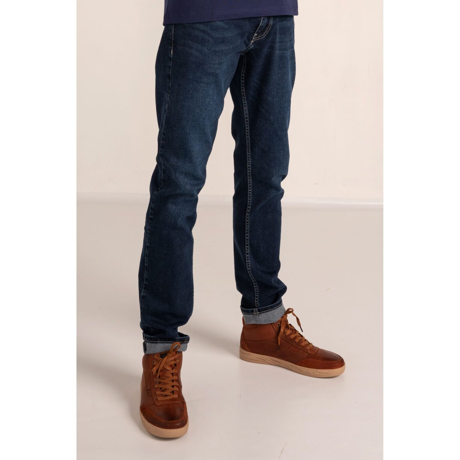 SLIM DENIM JEAN